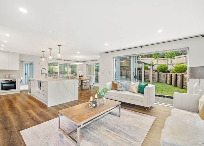  at 10 Carol Lee Place, Albany Heights, Auckland