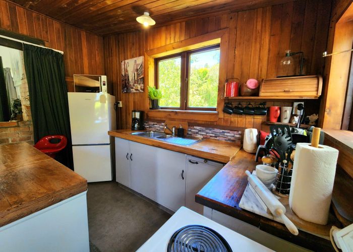  at 28 Ross Street, Dunollie, Grey, West Coast