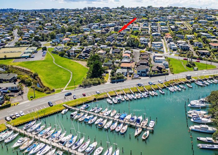  at 3/23 Commodore Parry Road, Castor Bay, Auckland