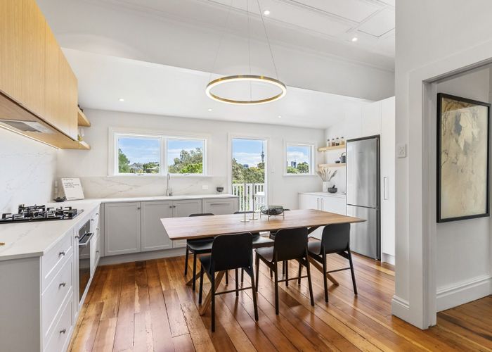  at 4 Alberon Place, Parnell, Auckland