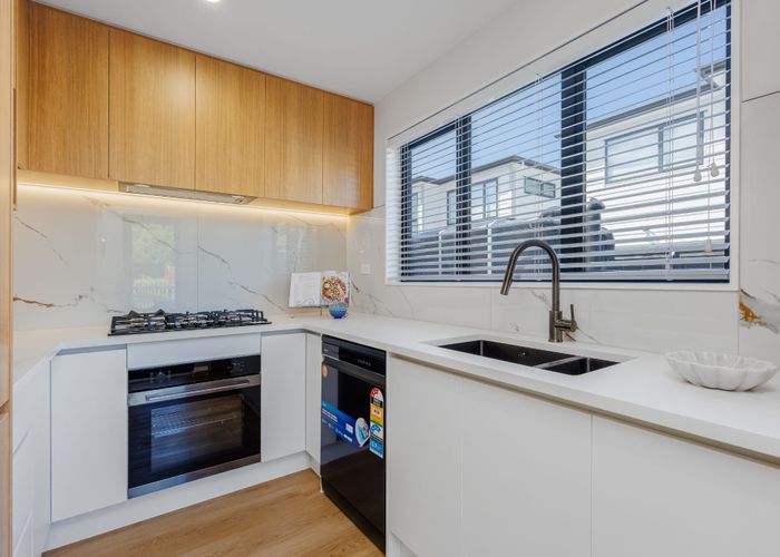  at 5C Pendlebury Street, Green Bay, Waitakere City, Auckland