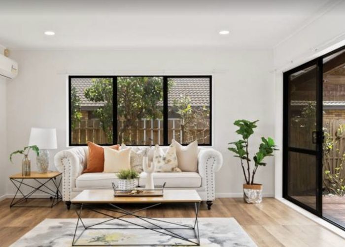  at 156 Whitford Road, Somerville, Manukau