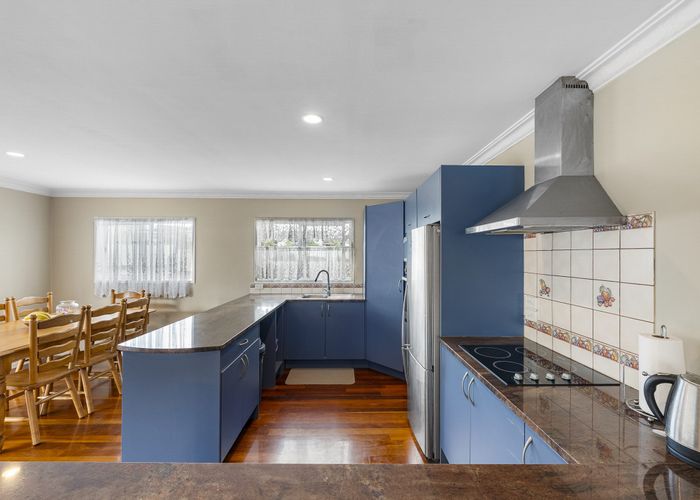  at 11 Caserta Place, Clover Park, Manukau City, Auckland