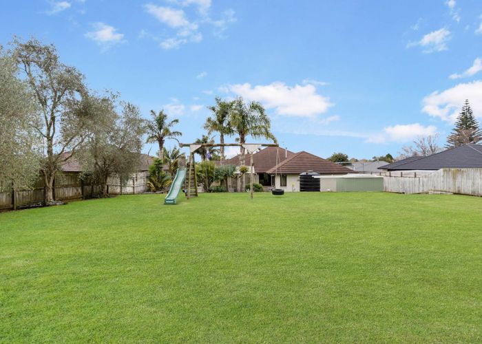 Free property data for 57 Lough Bourne Drive, Pukekohe homes.co.nz