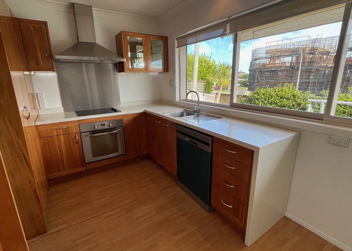  at 1/7 Endymion Place, Half Moon Bay, Manukau City, Auckland