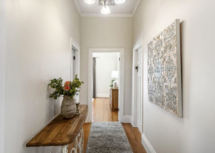  at 54 Wairoa Road, Devonport, North Shore City, Auckland