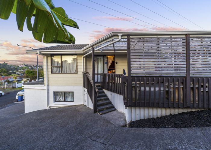  at 21 Arlette Place, Massey, Waitakere City, Auckland