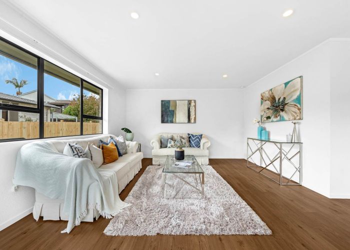  at 2/23 Birman Close, Half Moon Bay, Manukau City, Auckland