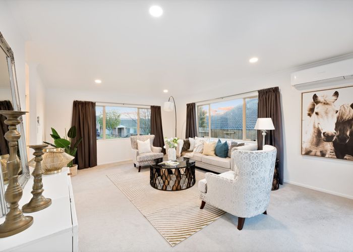  at 36 Fleetwood Drive, Henderson, Auckland