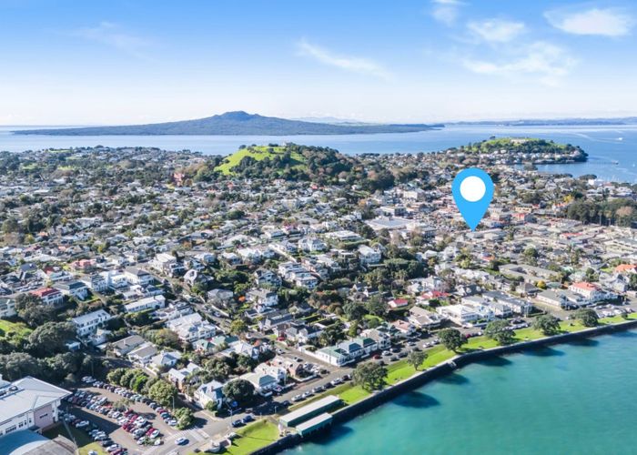  at 19B Clarence Street, Devonport, North Shore City, Auckland