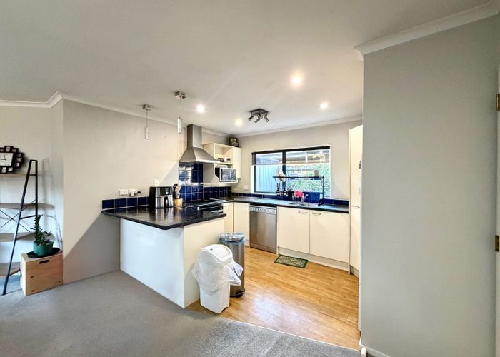  at 30 Nuneaton Drive, Flat Bush, Manukau City, Auckland