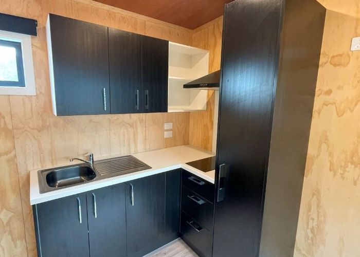  at 1/15 Paritutu Road, Spotswood, New Plymouth, Taranaki