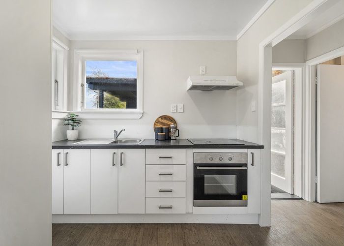  at 9A Bellvue Road, Kawaha Point, Rotorua, Bay Of Plenty
