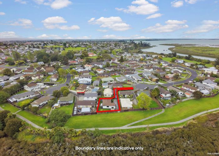  at 2/39 Kopara Place, Clendon Park, Auckland