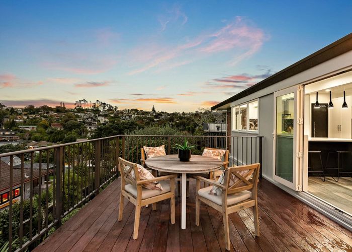  at 11 Theodora Place, Mairangi Bay, North Shore City, Auckland
