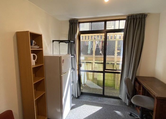  at Room 2/63A Queen Street, North Dunedin, Dunedin, Otago