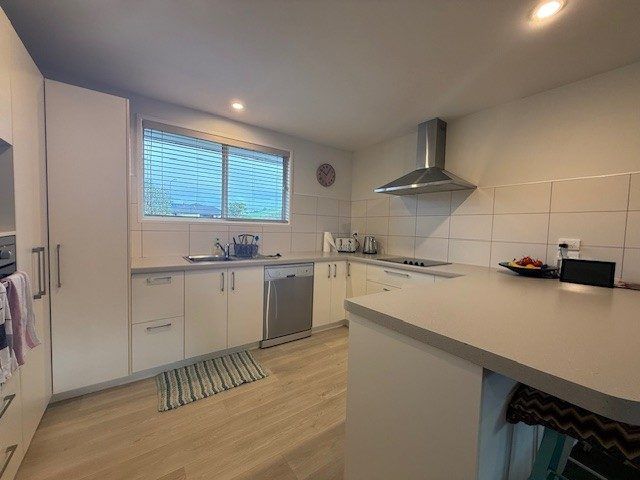  at 2 Bob Carter Place, Welcome Bay, Tauranga, Bay Of Plenty