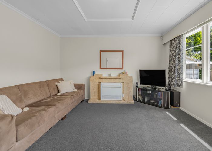  at 10 Heath Street, Wainuiomata, Lower Hutt