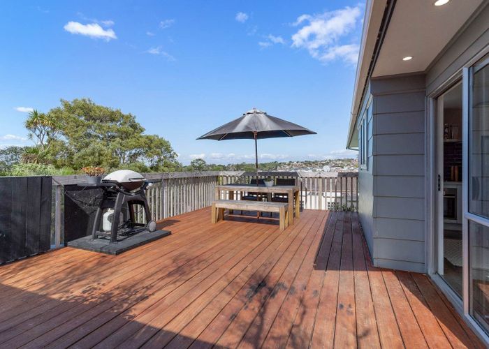  at 7 Sumich Place, West Harbour, Waitakere City, Auckland