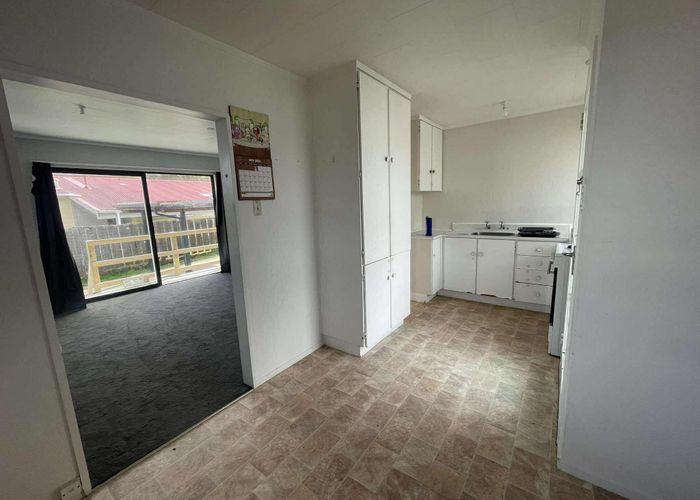  at 43a Hartford Crescent, Totara Park, Upper Hutt, Wellington