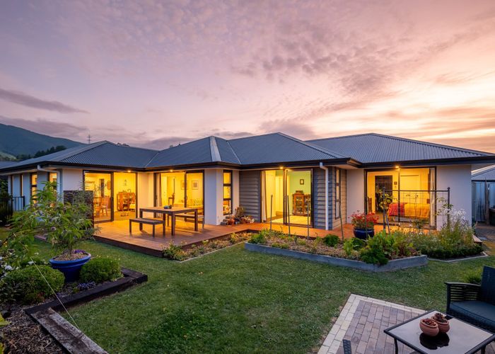  at 9 Piwakawaka Drive, Stoke, Nelson