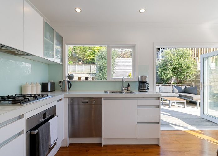  at 74 Kano Street, Karori, Wellington, Wellington
