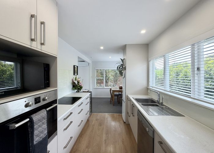  at 85 Ocean View Road, Hillcrest, North Shore City, Auckland