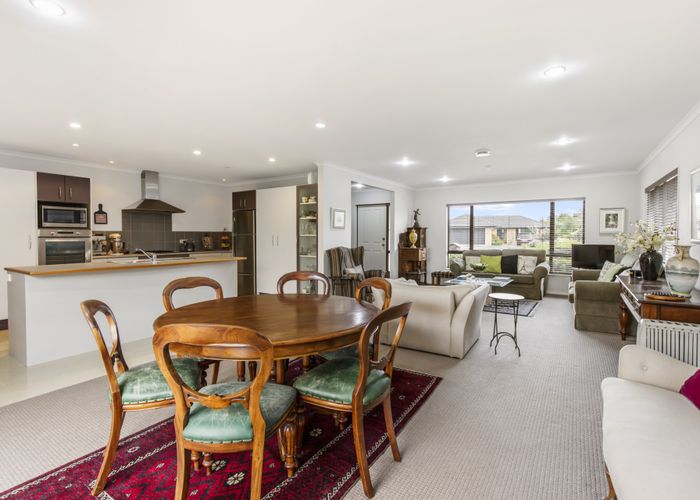  at 15 Wroxton Place, Waiuku, Waiuku