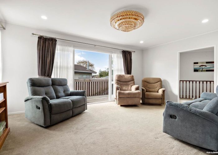  at 71 Gossamer Drive, Pakuranga Heights, Manukau City, Auckland