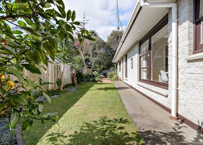  at 25 Beaumaris Way, Conifer Grove, Takanini