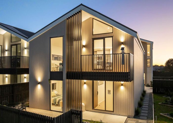  at 12C White Heron Drive, Massey, Waitakere City, Auckland