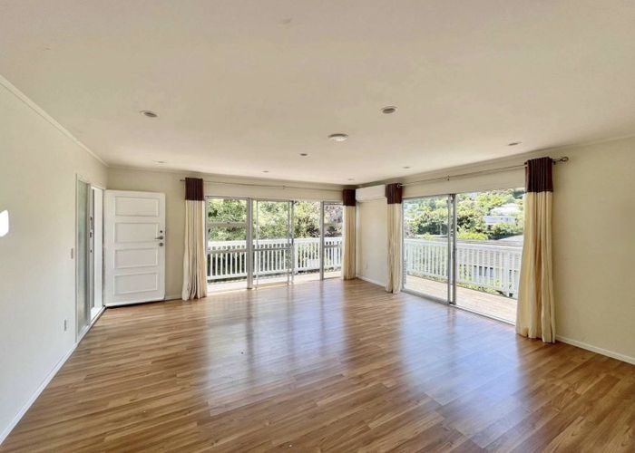  at 45 Stapleford Crescent, Browns Bay, North Shore City, Auckland