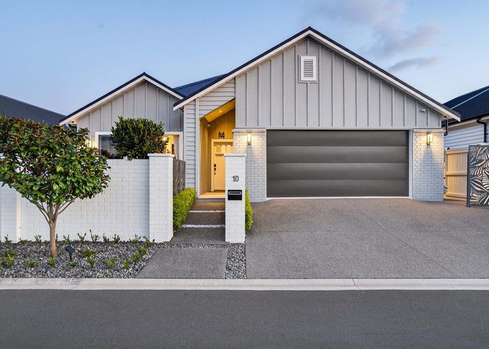  at 10 Mollisia Lane, Papamoa Beach, Tauranga, Bay Of Plenty