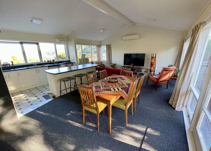  at 19 Vista Crescent, Maoribank, Upper Hutt, Wellington