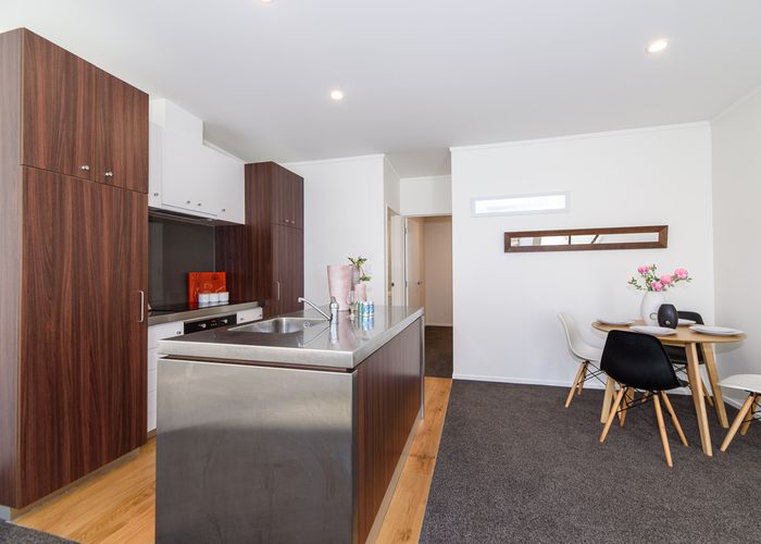  at 16/26 Mary Street, Mount Eden, Auckland