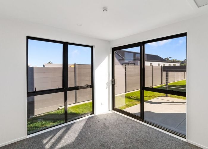  at 15a Mataikokako Loop, Kawakawa Bay, Manukau City, Auckland