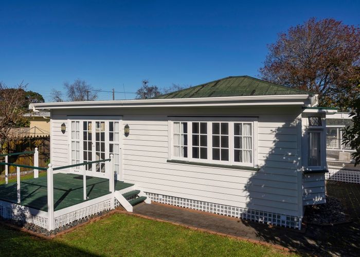  at Avondale, Auckland City, Auckland