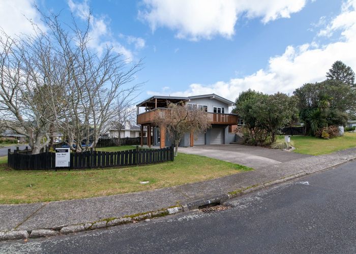  at 2 Peachgrove Terrace, Hillcrest, Rotorua, Bay Of Plenty