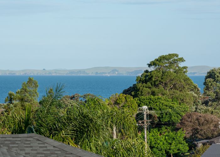  at 3A Rossmore Terrace, Murrays Bay, Auckland