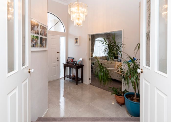  at 8 Bronte Place, Somerville, Auckland
