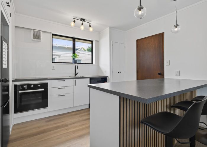 at 9 Burns Street, Cambridge, Waipa, Waikato