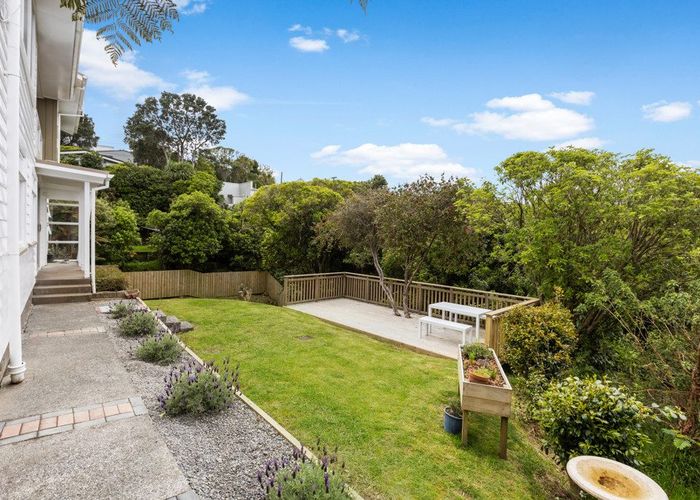  at 39 Jubilee Road, Khandallah, Wellington, Wellington