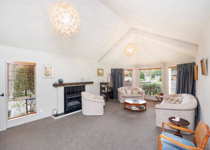  at 11 Pastoral Lane, Hokowhitu, Palmerston North, Manawatu / Whanganui