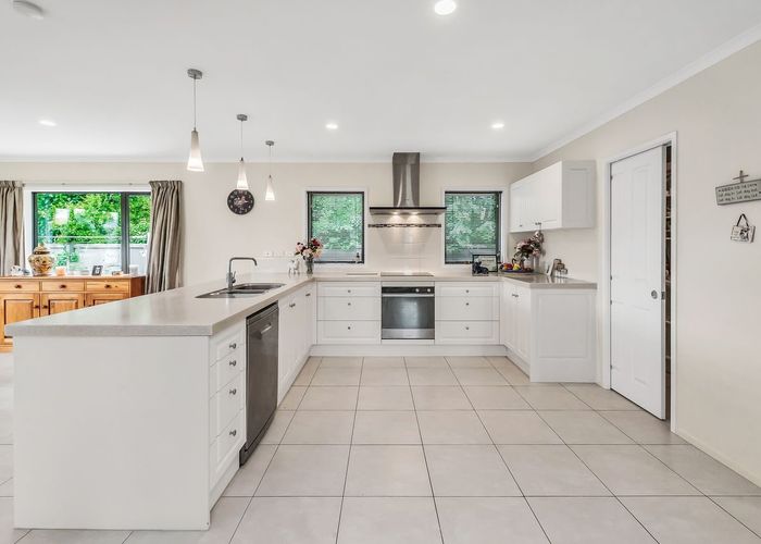  at 6 Woodbank Street, Somerfield, Christchurch City, Canterbury