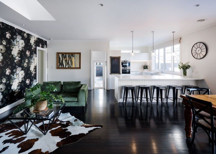  at 4 Naylor Street, Hamilton East, Hamilton