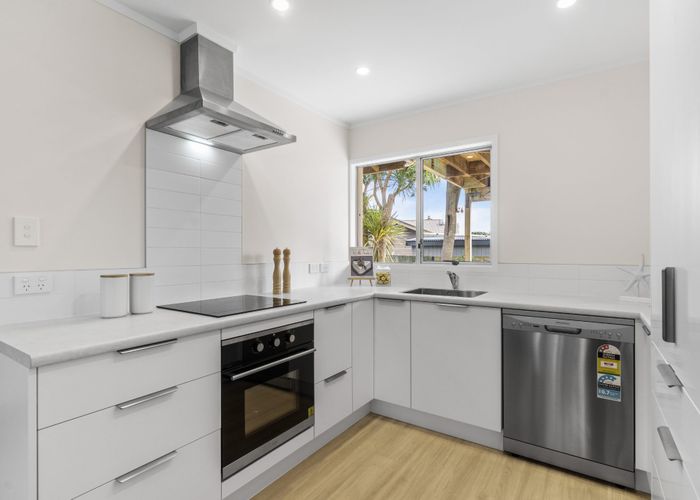  at 11B Steen Place, Mangere Bridge, Manukau City, Auckland