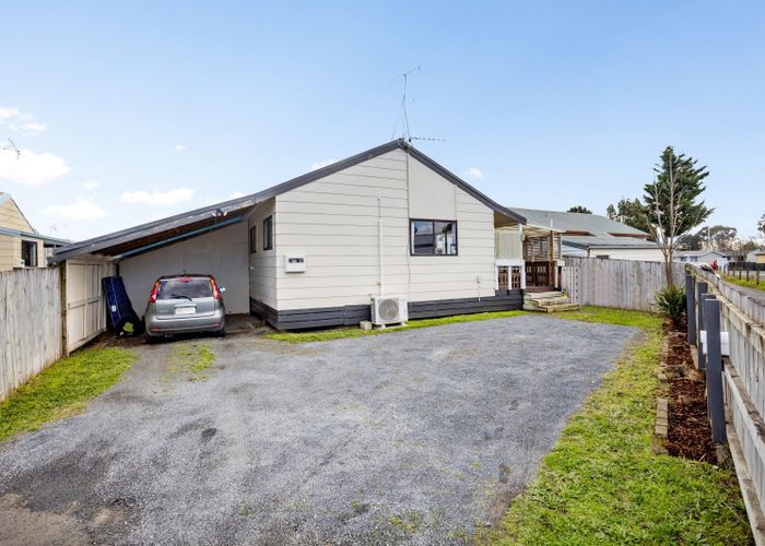  at 4 Silkwood Lane, Melville, Hamilton