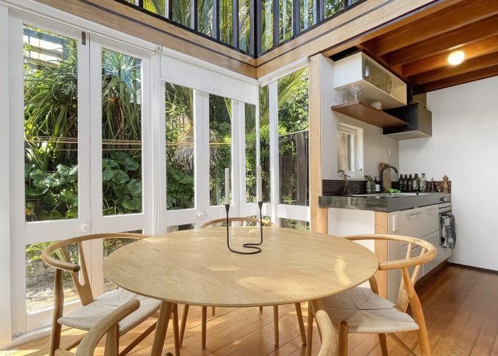  at 1/64 Hapua Street, Remuera, Auckland City, Auckland