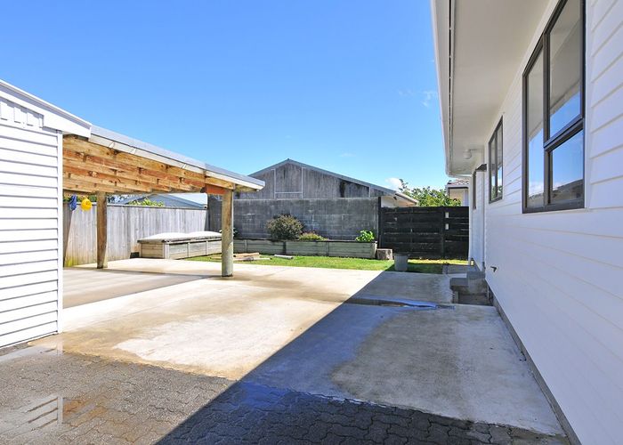  at 4 Fremont Grove, Totara Park, Upper Hutt, Wellington