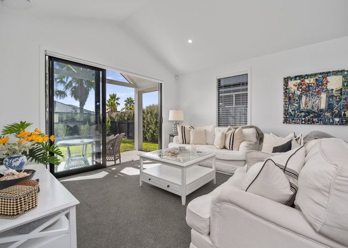  at 2 Mida Close, Papamoa Beach, Tauranga, Bay Of Plenty
